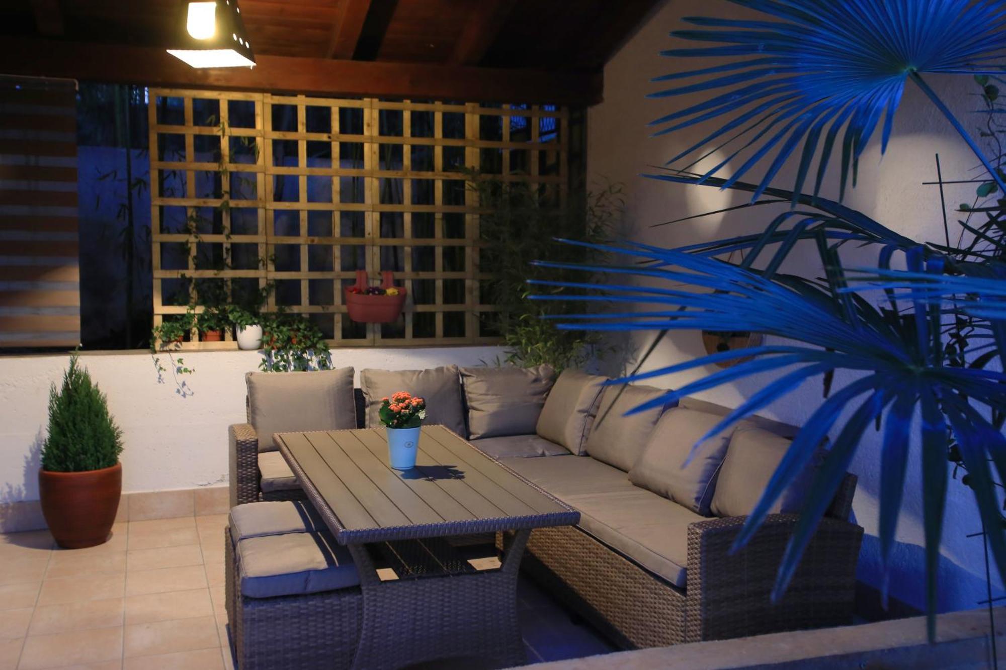 Bamboo Oasis Apartment With Terrace In The Garden And Free Parking, רייקה מראה חיצוני תמונה